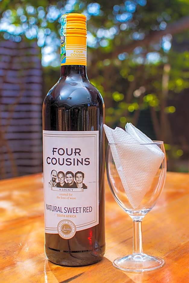 Mzunguu Safari Lodge