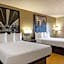 Super 8 by Wyndham Clinton