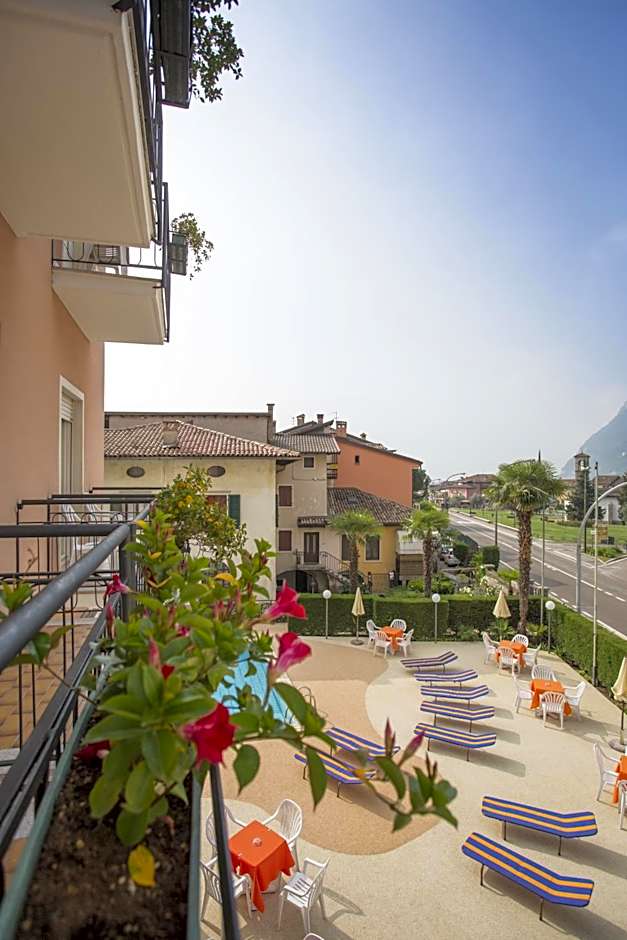 Hotel Alberello - Varone