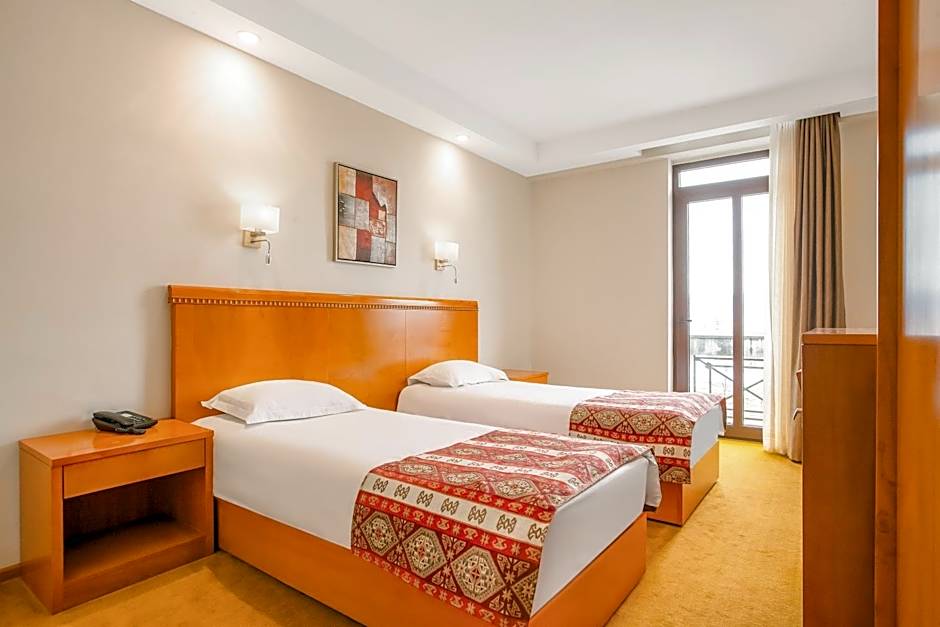 Urban Boutique Hotel