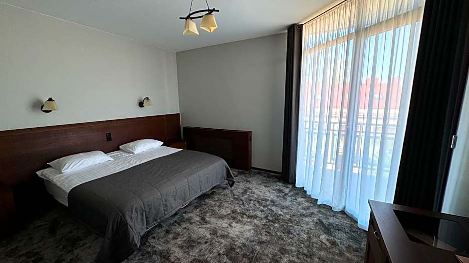 Photo 1 of 3 of Double Room