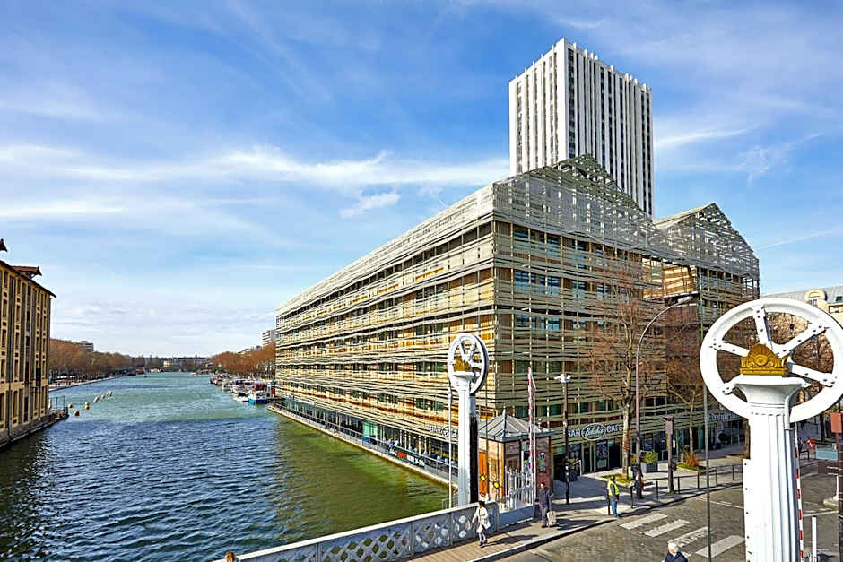 St. Christopher's Canal Hostel