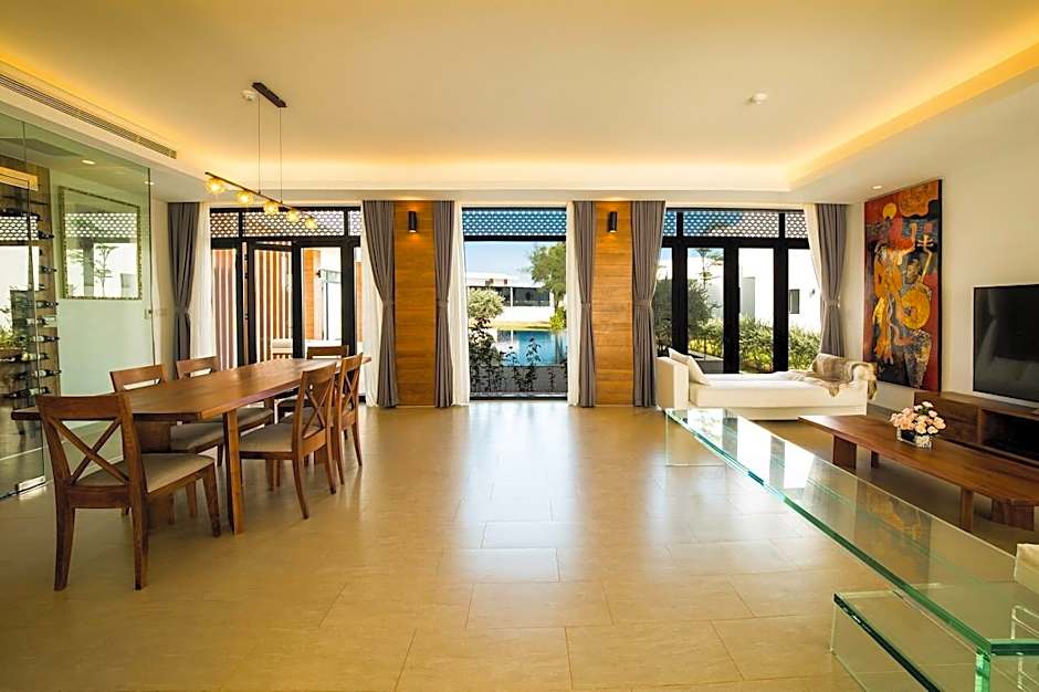 Saint Simeon Beach Residence