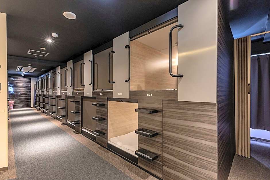 Tabist CapsuleHotel APODS Himeji Station