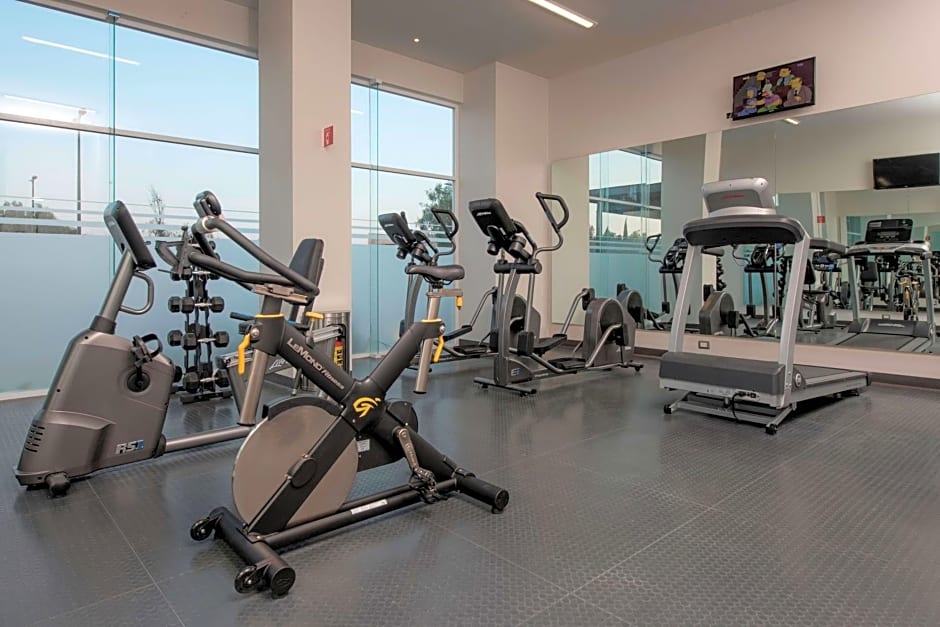 Microtel Inn & Suites by Wyndham San Luis Potosi