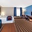 Super 8 by Wyndham Fort Frances