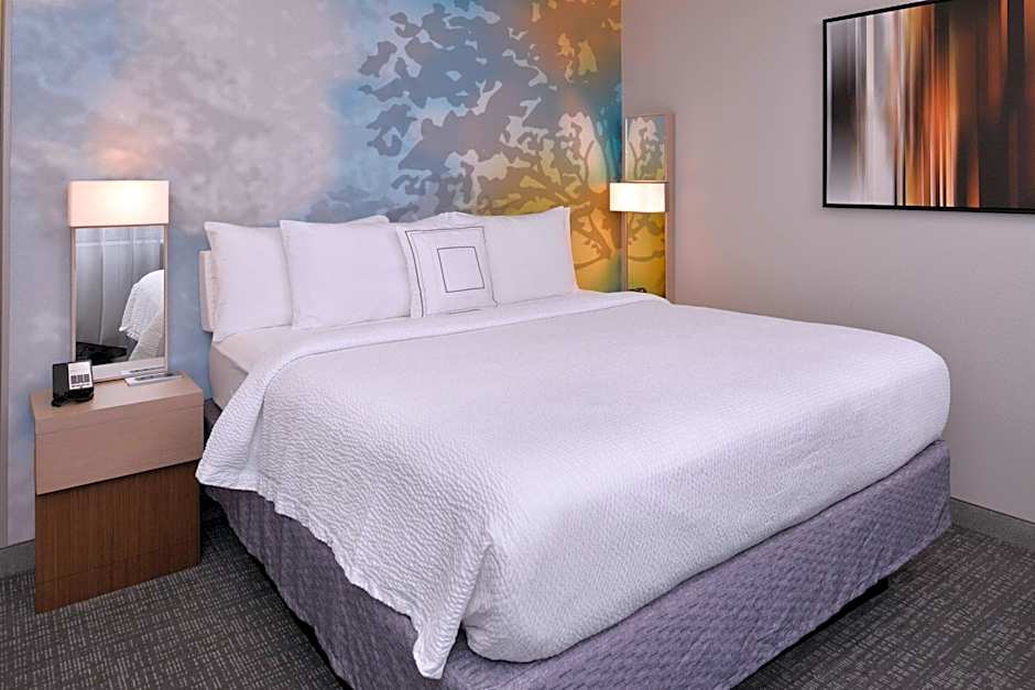 Courtyard by Marriott Beaumont