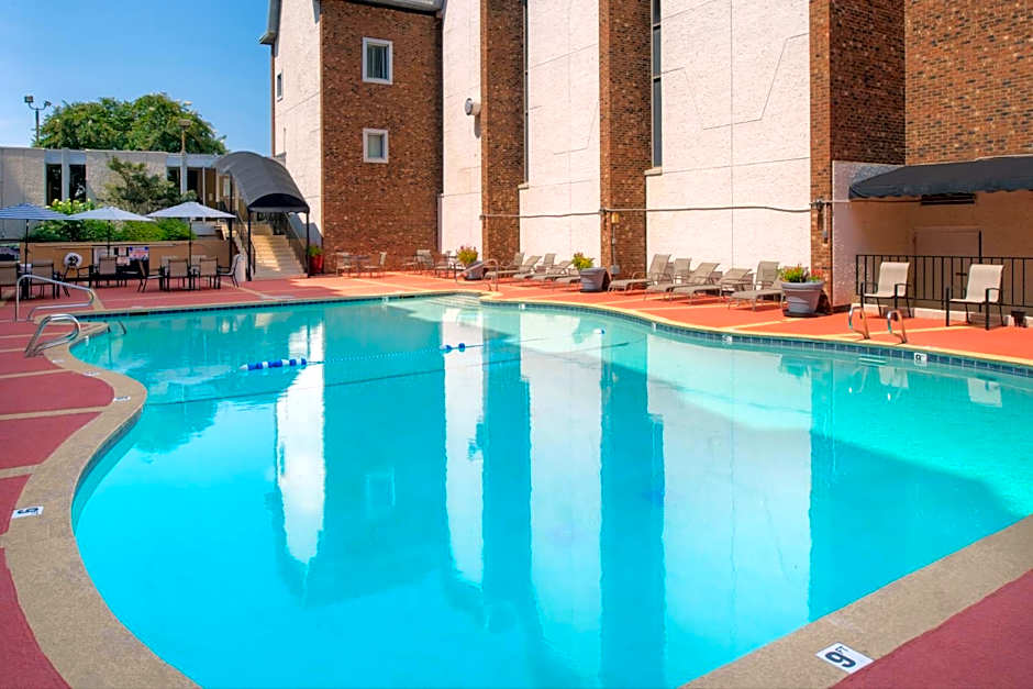 Hawthorne Inn & Conference Center