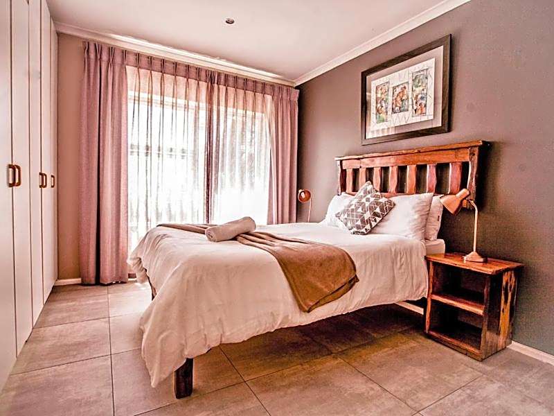 The Russel Guest House