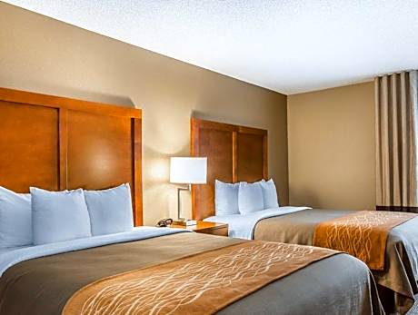 2 Queen Bed Suite Non-Smoking