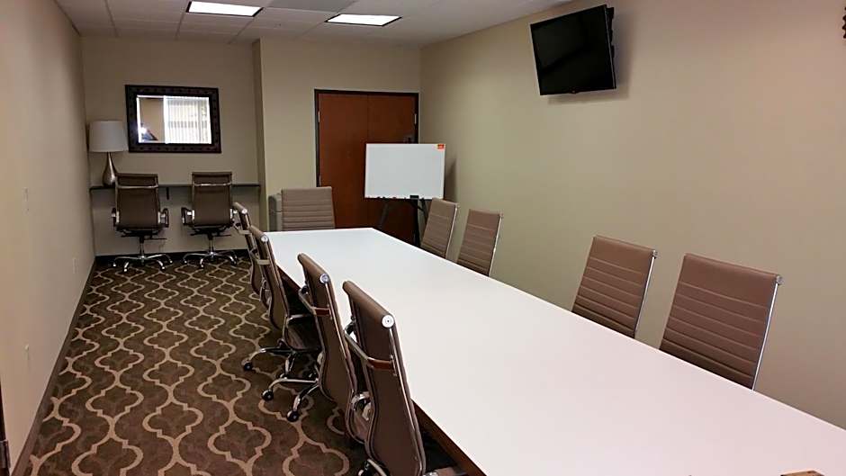 Comfort Inn & Suites Lakeside