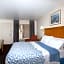 Days Inn by Wyndham Anaheim Near the Park