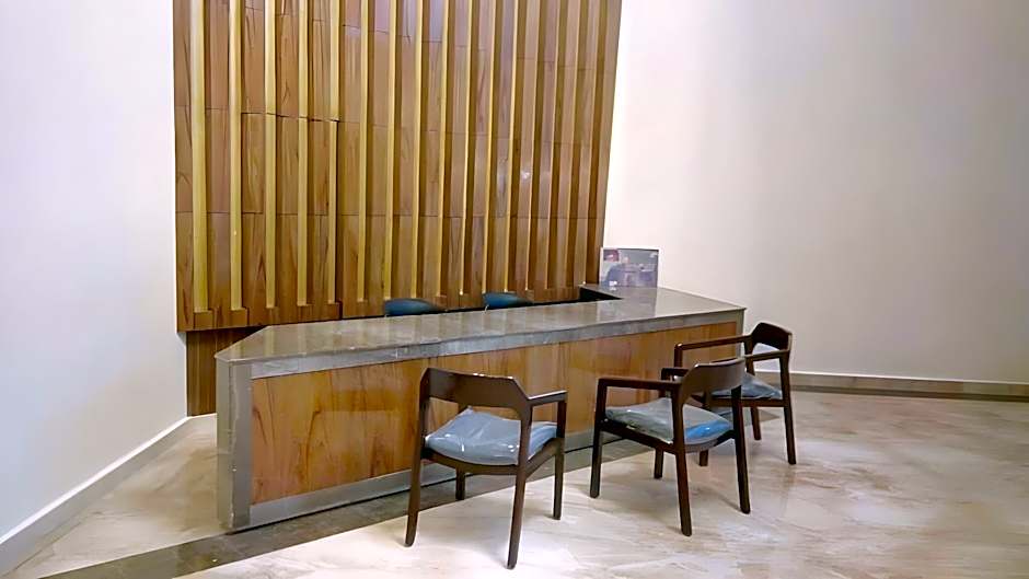 Clarks Inn Suites, Katra