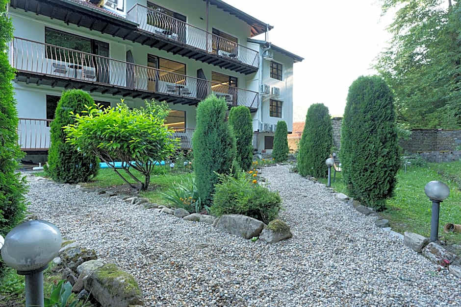 Bile - Family Hotel & Gastro Bar