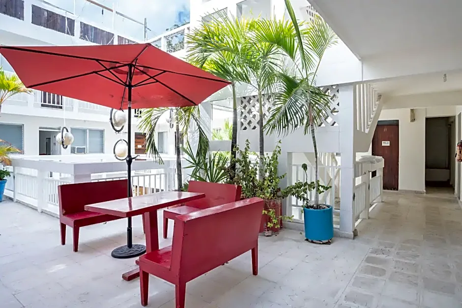 OYO Mi Hotel