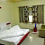 Hotel Ashapura Palace