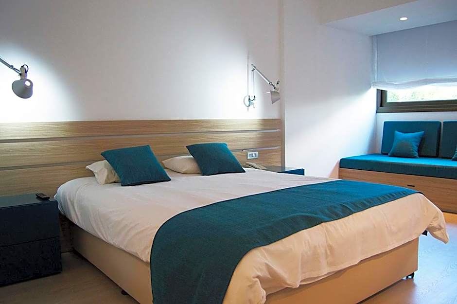 Crystal Springs Beach Hotel