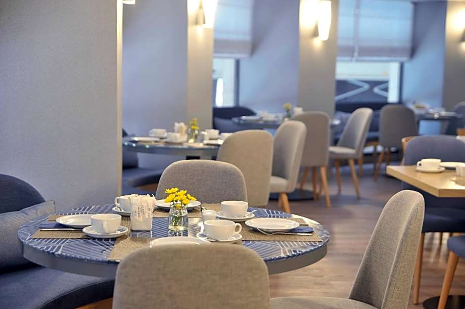 Meliá Athens