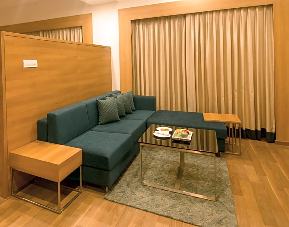 Lemon Tree Hotel Sector 60 Gurugram