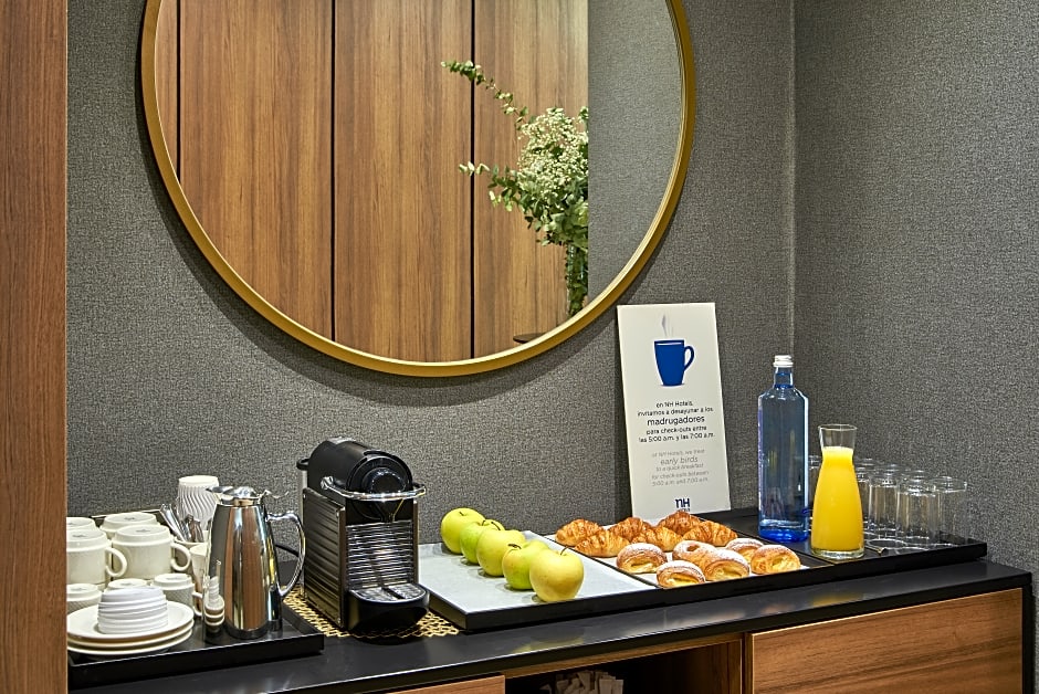 NH Ciudad De Valencia