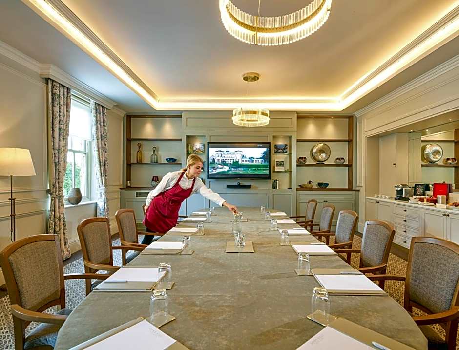 Down Hall Country House Hotel