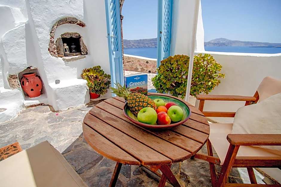 Zoe Aegeas Traditional houses