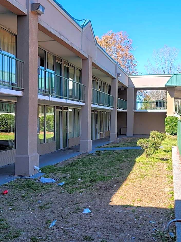 121 Motel Henderson