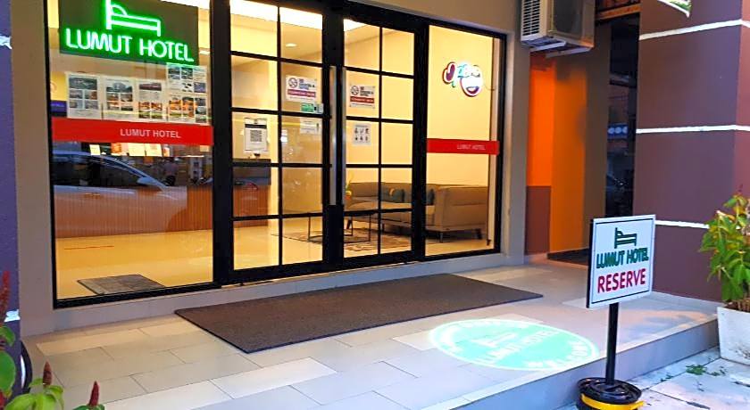 Lumut Hotel