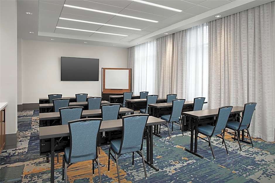 Hilton Garden Inn Portsmouth Downtown