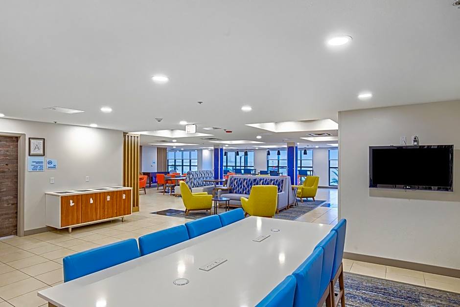 Holiday Inn Express - Gulfport Beach By IHG