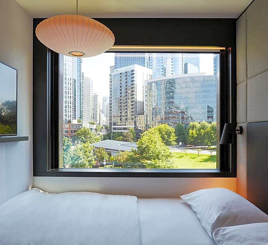 citizenM Seattle South Lake Union