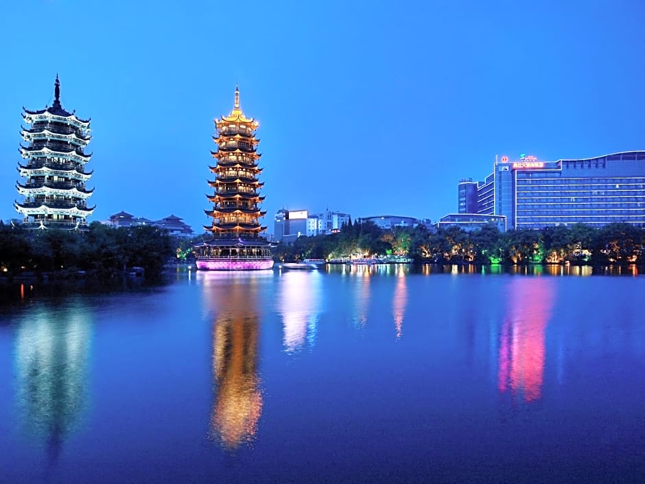 Lijiang Waterfall Hotel