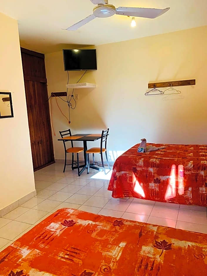 Hotel Sociedad y Maristas