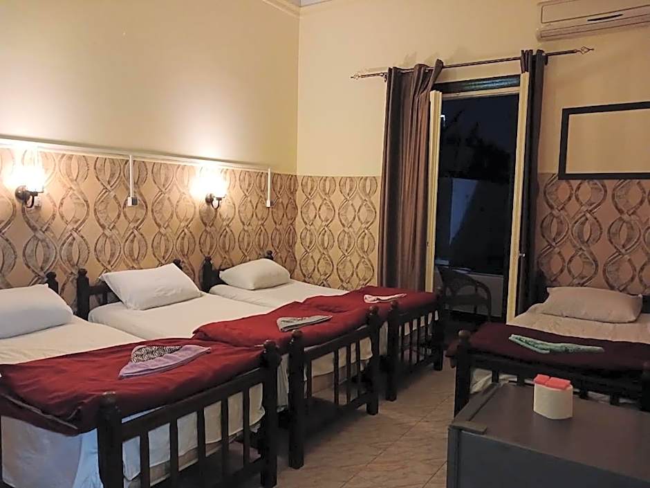 New Palace Hotel