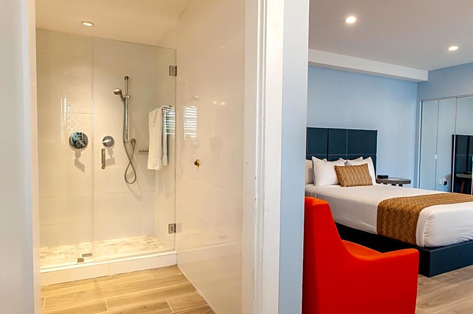 Oceanside Hotel and Suites