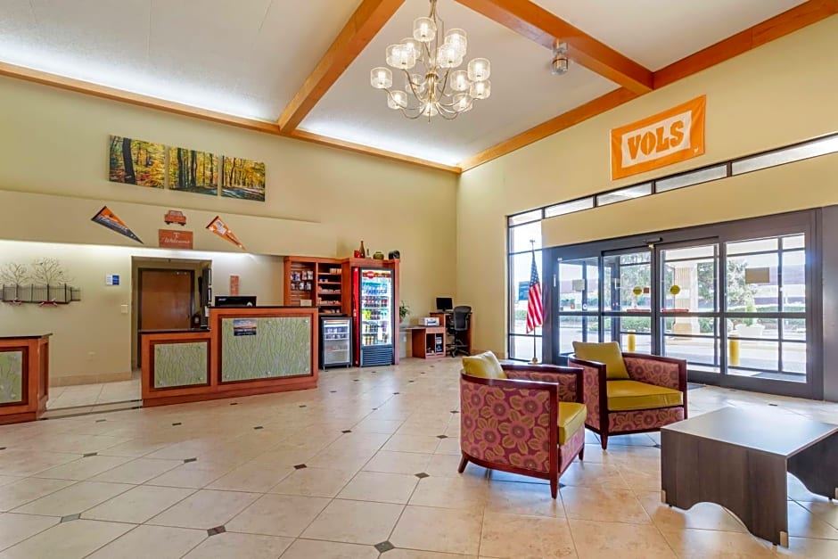 Best Western Plus Knoxville Cedar Bluff