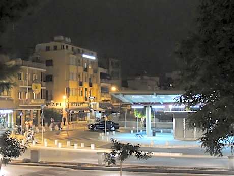 Delphi Hotel