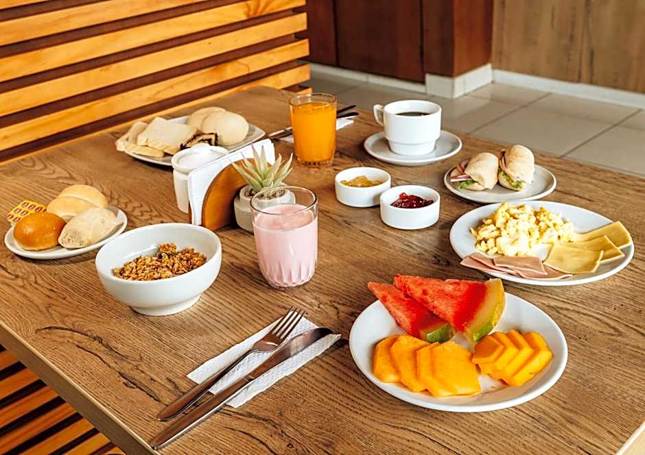 Miraflores Suites Centro