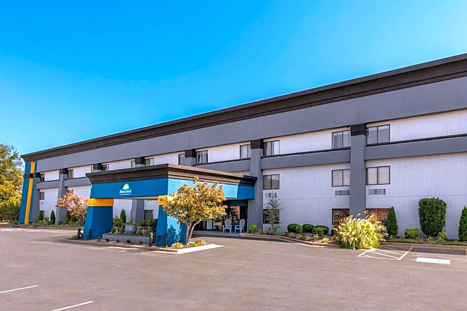 Days Inn by Wyndham Fort Smith