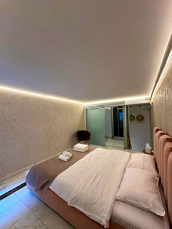 House4You - Blanari