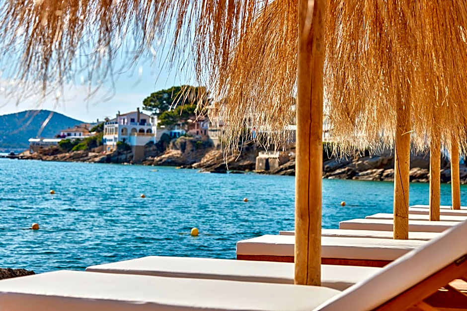 Universal Hotel Aquamarin