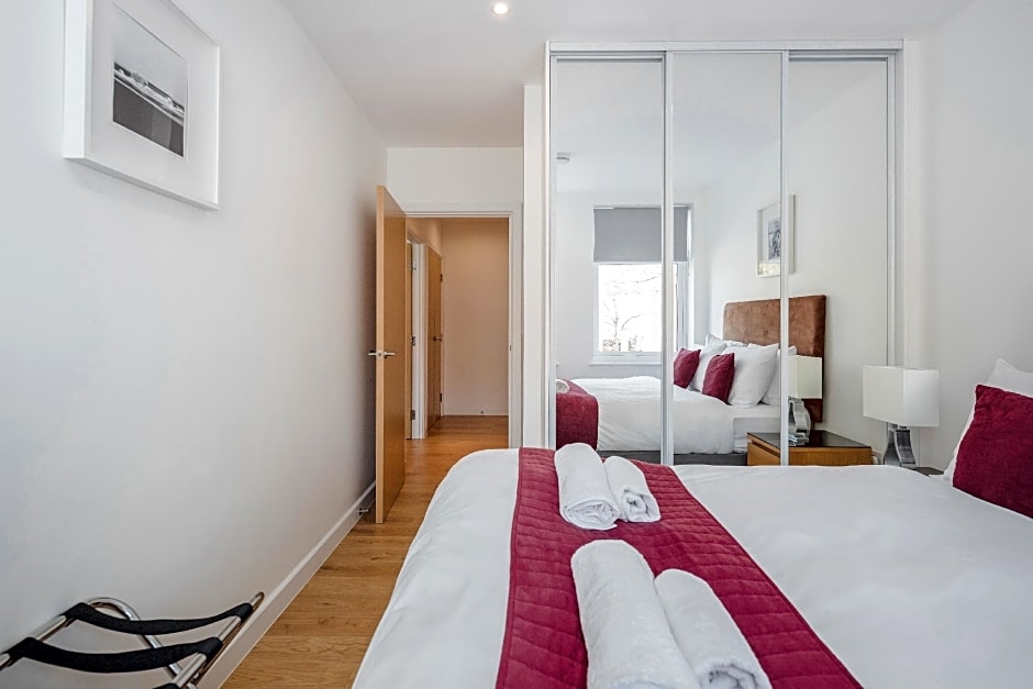 Roomspace Serviced Apartments - Swan House