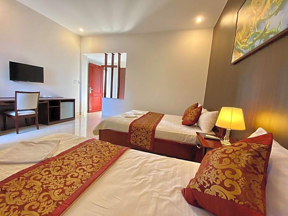 Hoàng Ngân Hotel