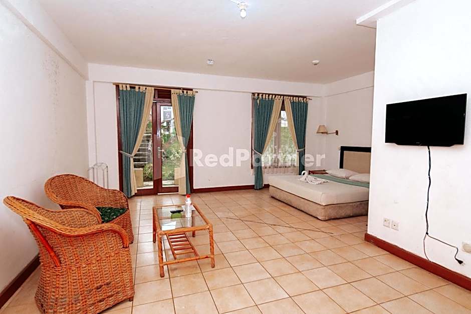 Villa Green Valley Puncak RedPartner