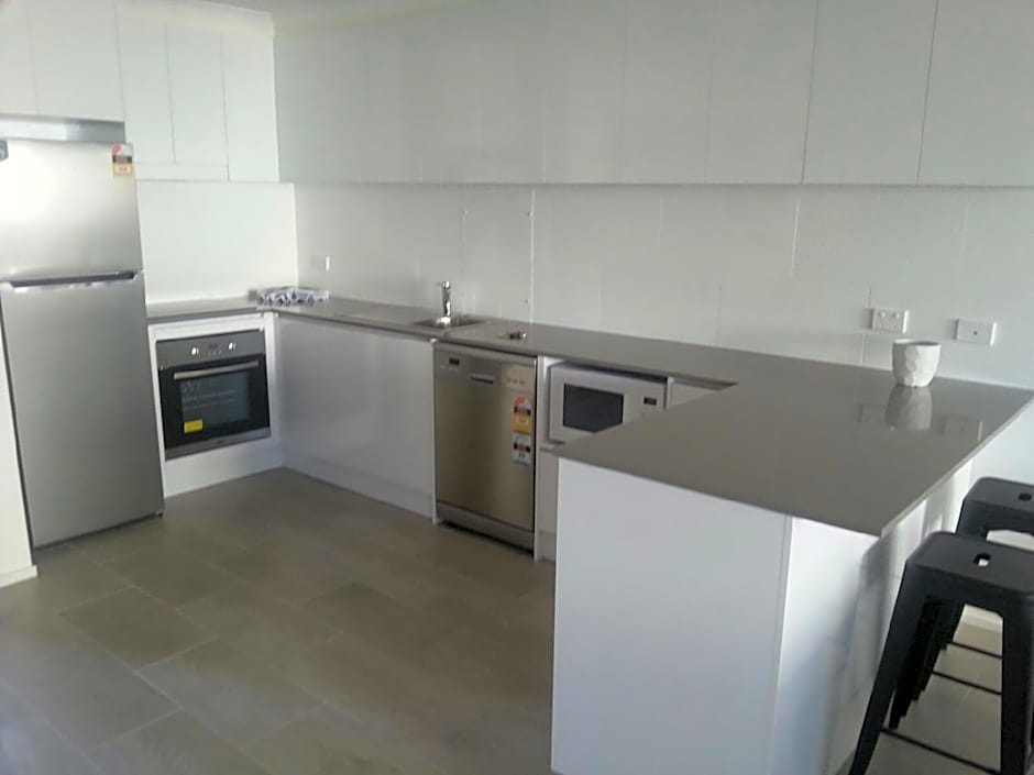 Broadbeach Travel Inn Apartments