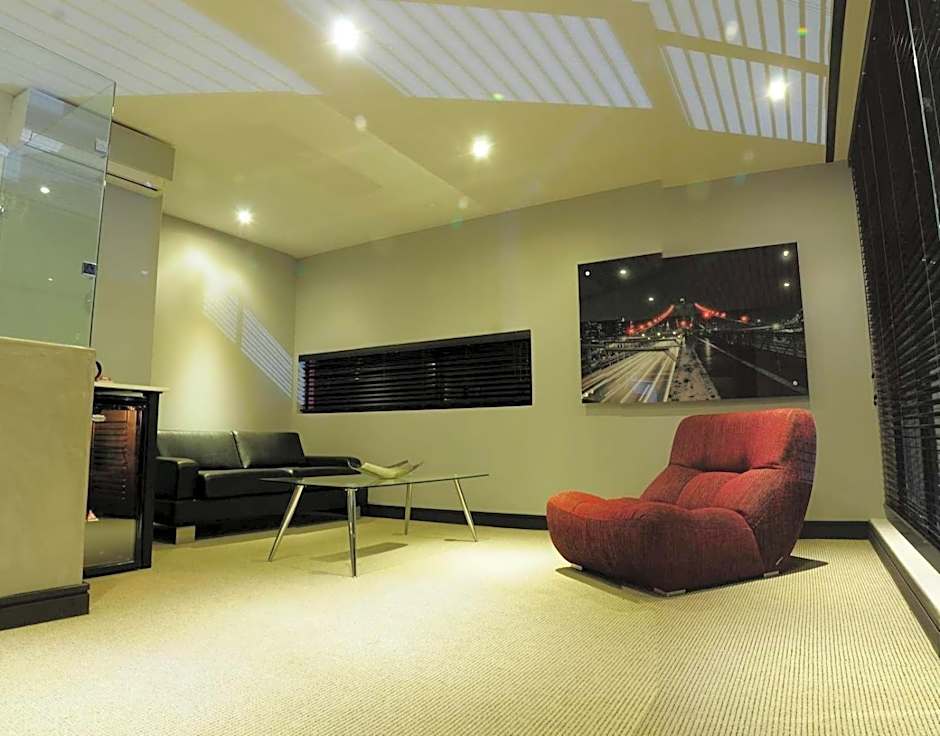 City Living Boutique Hotel