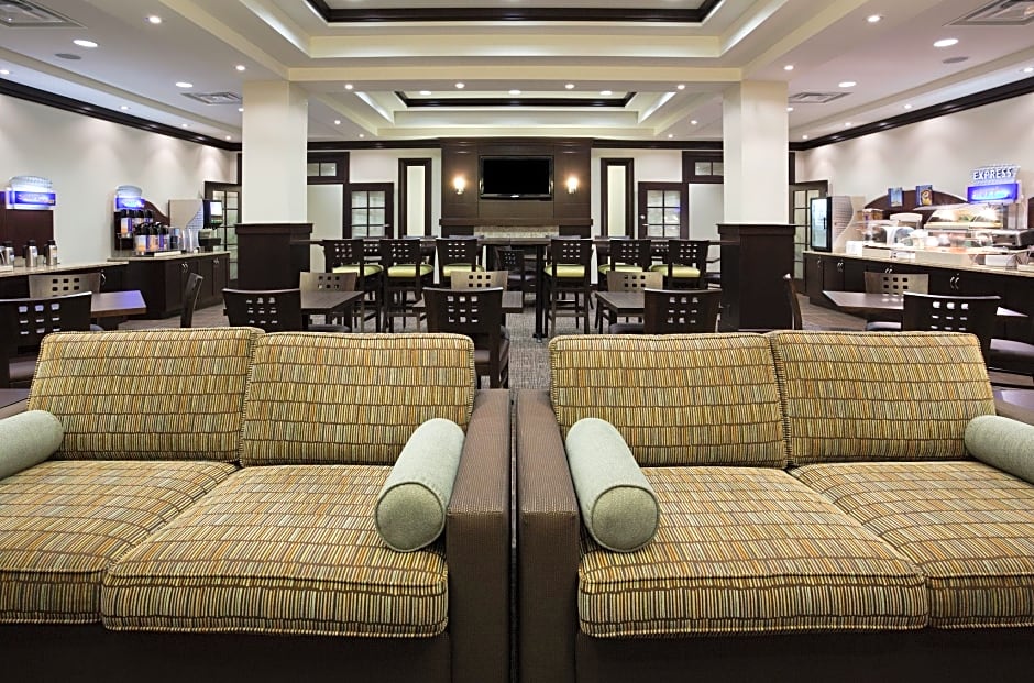 Holiday Inn Express & Suites New Liskeard By IHG