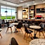 Hyatt Place Calgary Airport