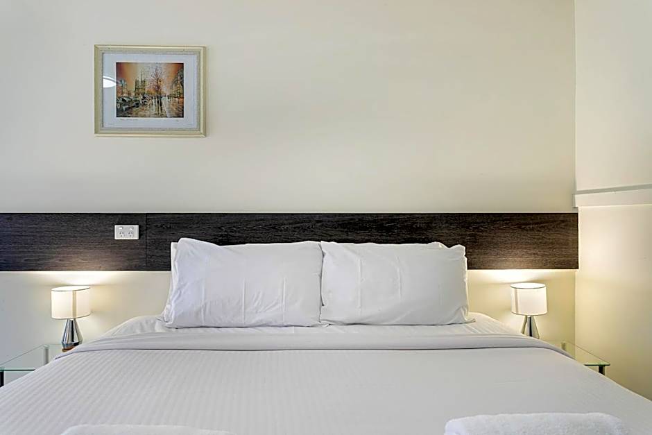 Gallery Motel