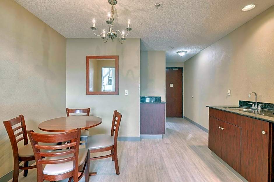 Comfort Suites Madison West - Middleton